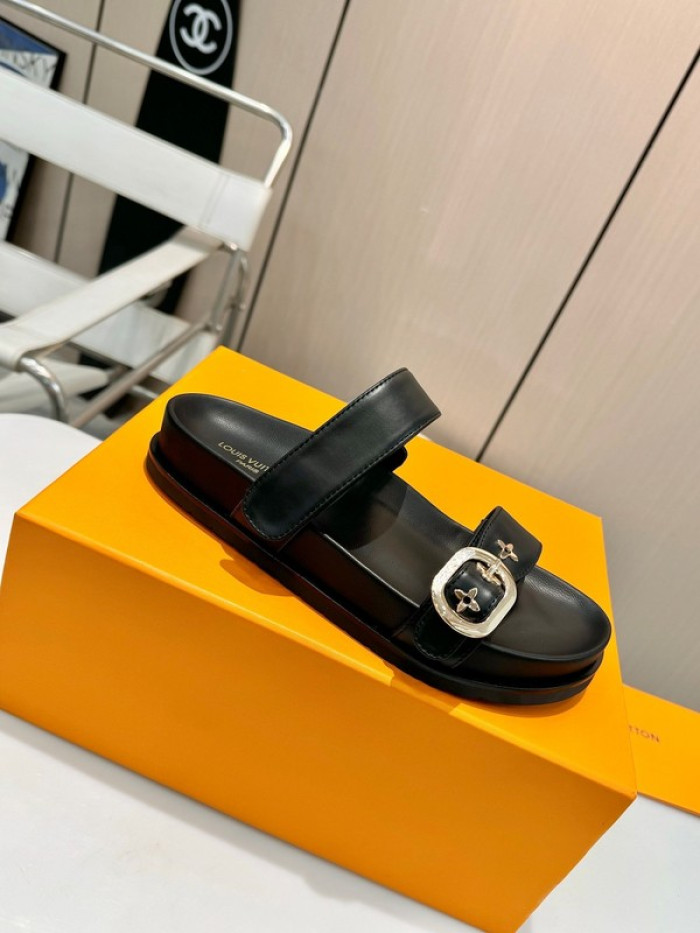 L&V sandal 183