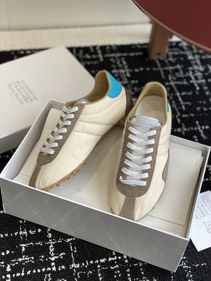 MAISON MARGIELA CALFSKIN S57WS0256