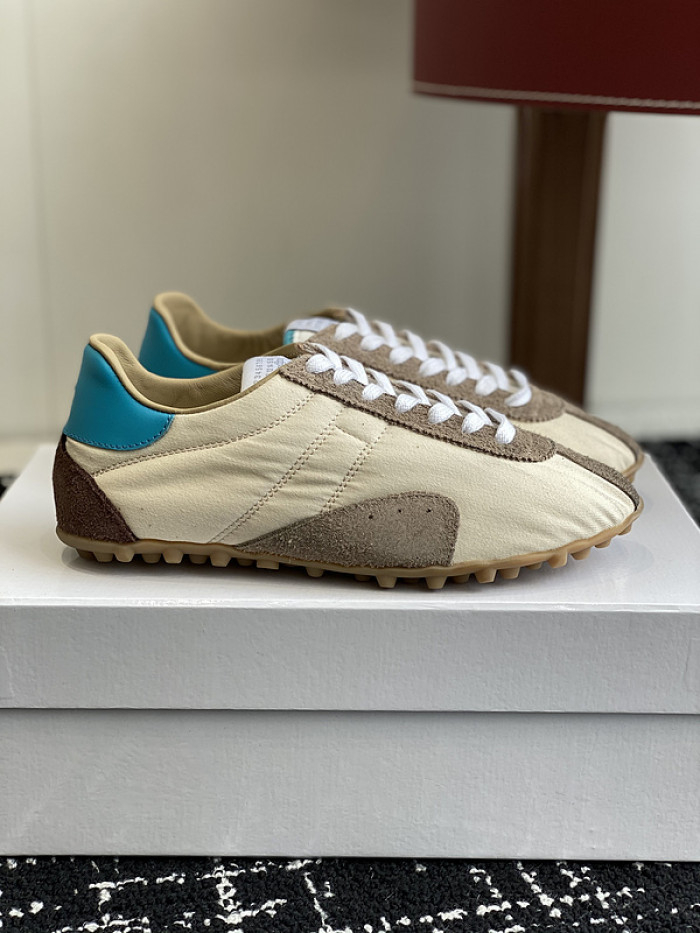 MAISON MARGIELA CALFSKIN S57WS0256