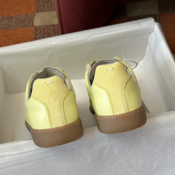 MAISON MARGIELA CALFSKIN S57WS0250