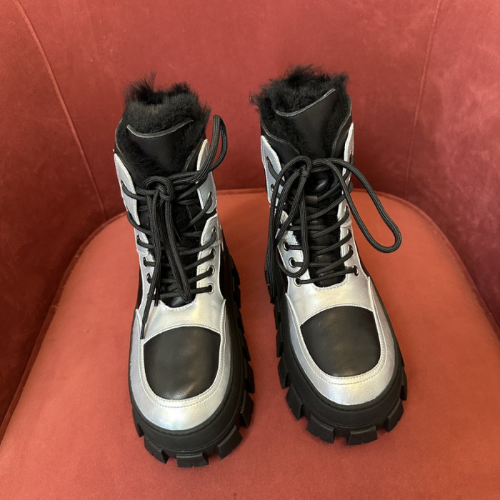 PRAD* boots P126