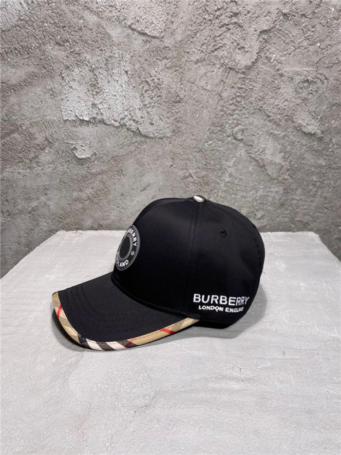 BURB*RRY HAT