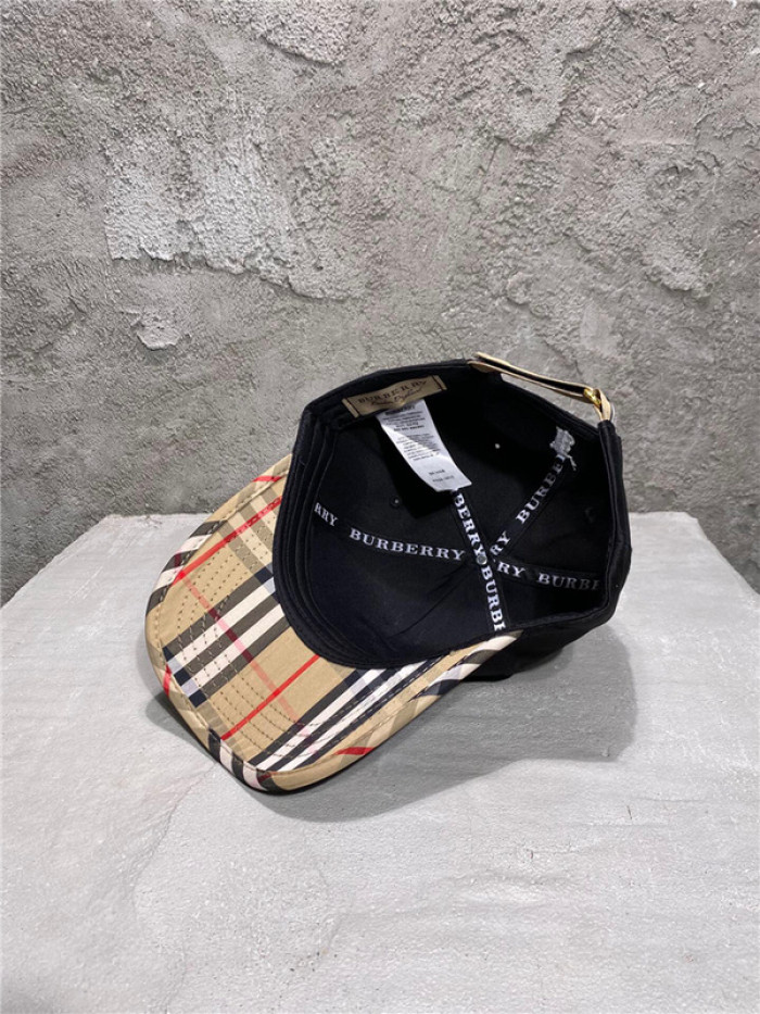 BURB*RRY HAT