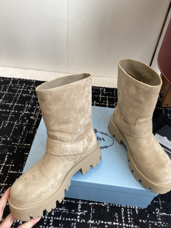 PRAD* boots P225