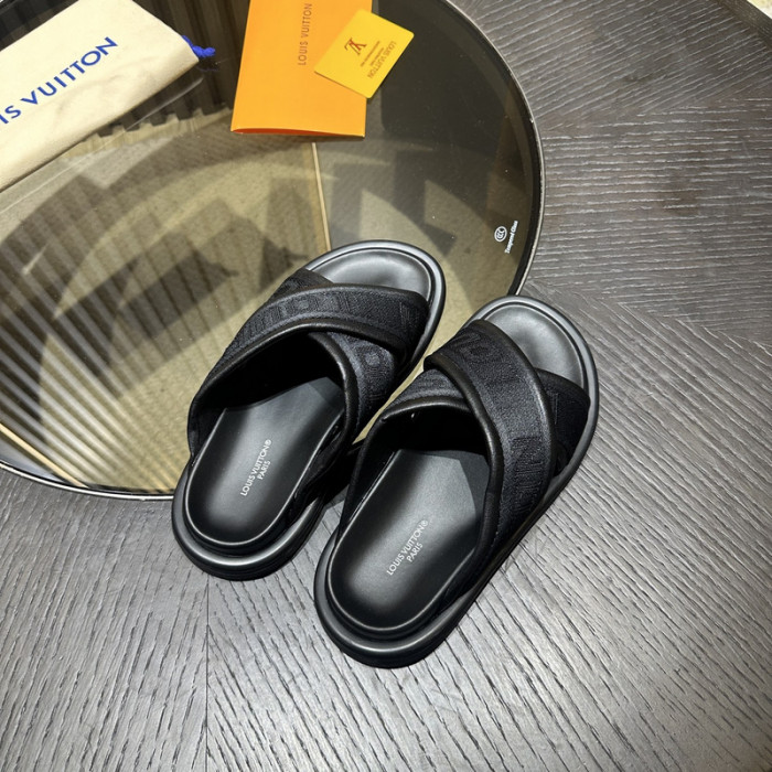 L&V sandal 134