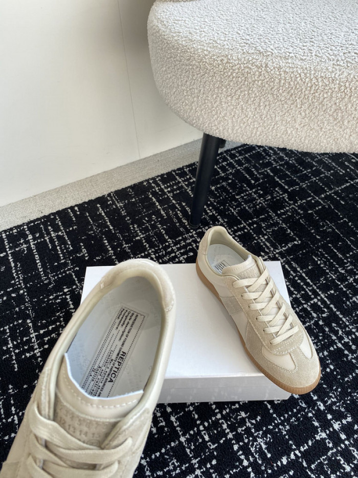 MAISON MARGIELA CALFSKIN S57WS0272