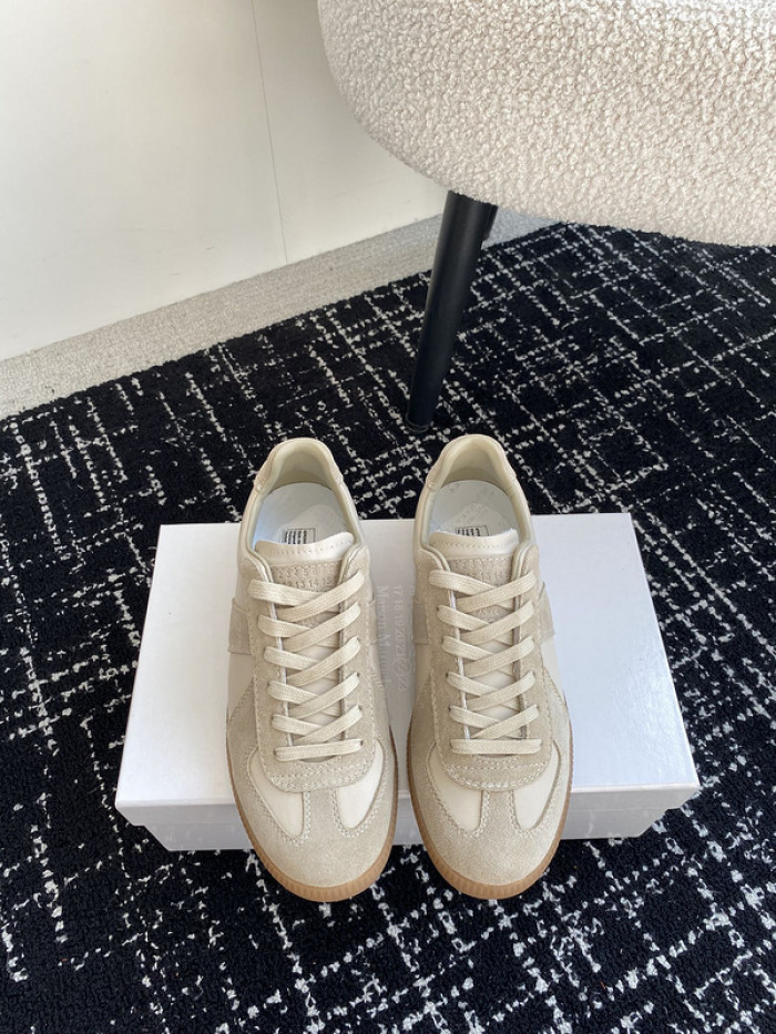 MAISON MARGIELA CALFSKIN S57WS0272