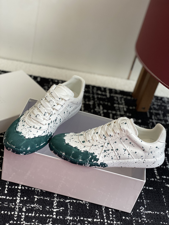 MAISON MARGIELA CALFSKIN S57WS0337