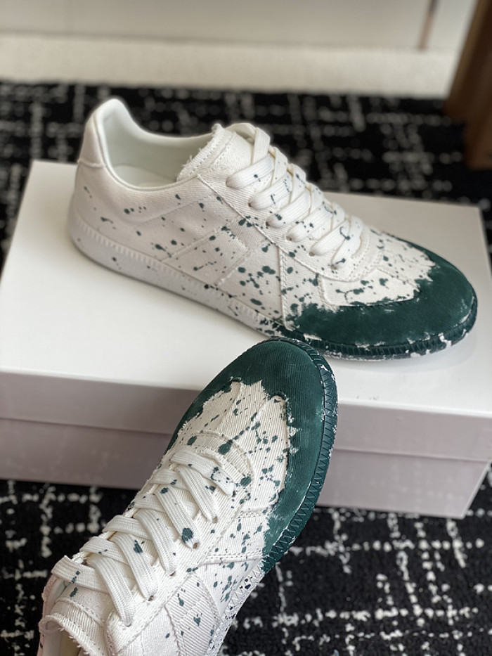 MAISON MARGIELA CALFSKIN S57WS0337