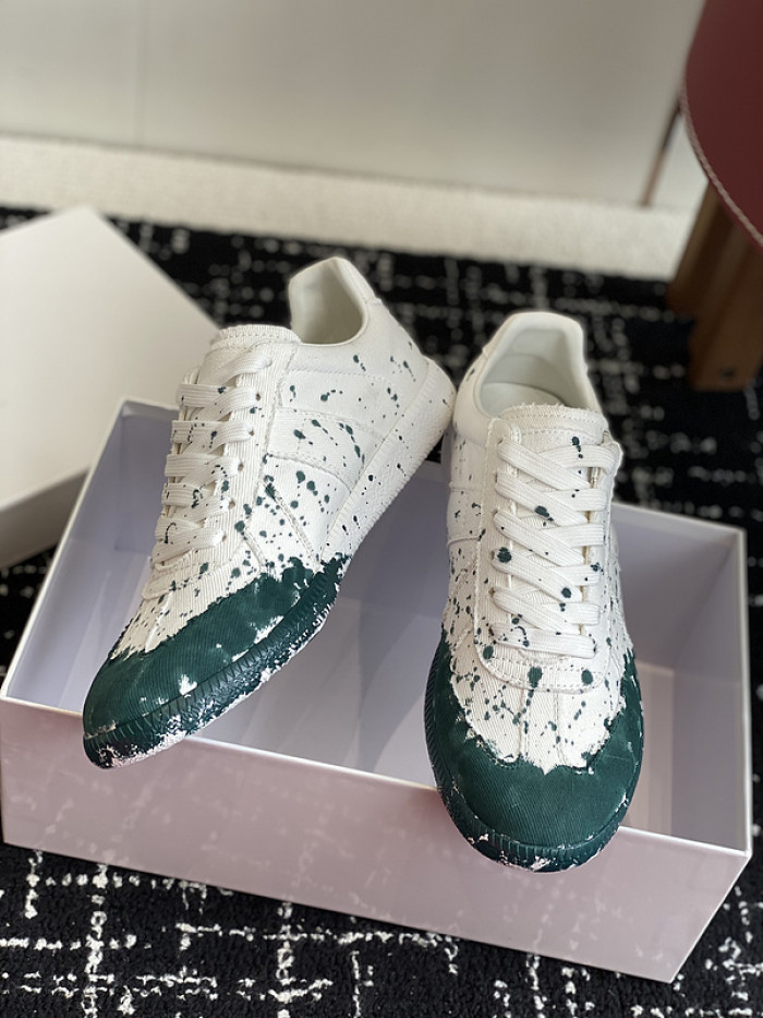 MAISON MARGIELA CALFSKIN S57WS0337