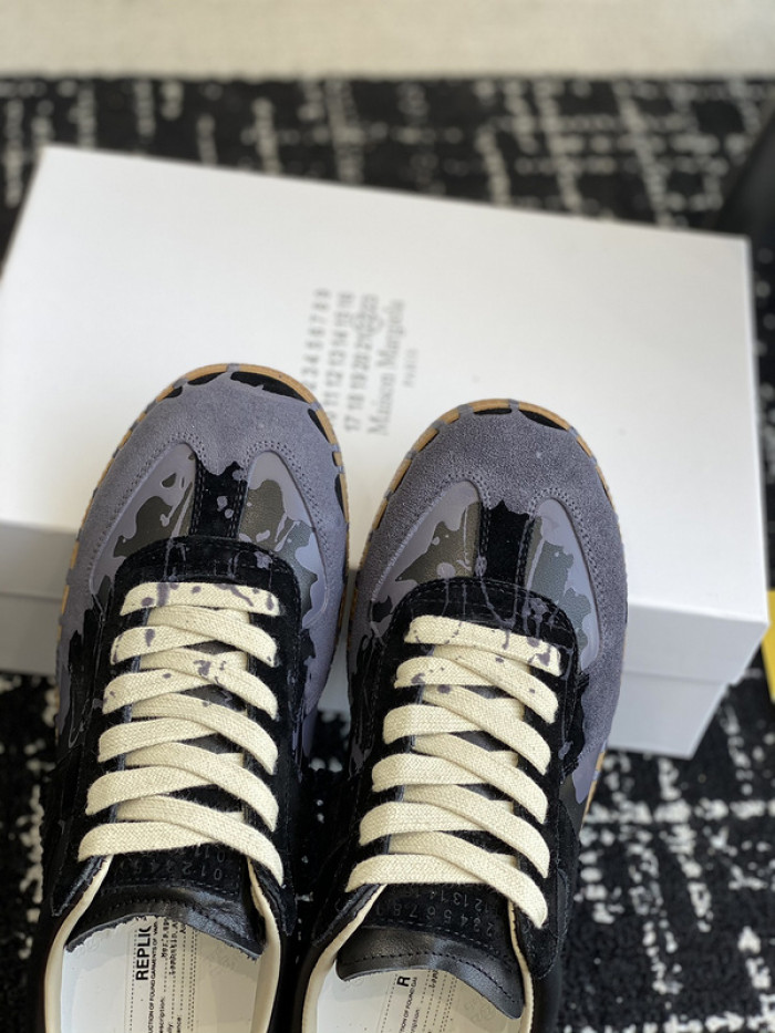 MAISON MARGIELA CALFSKIN S57WS0285