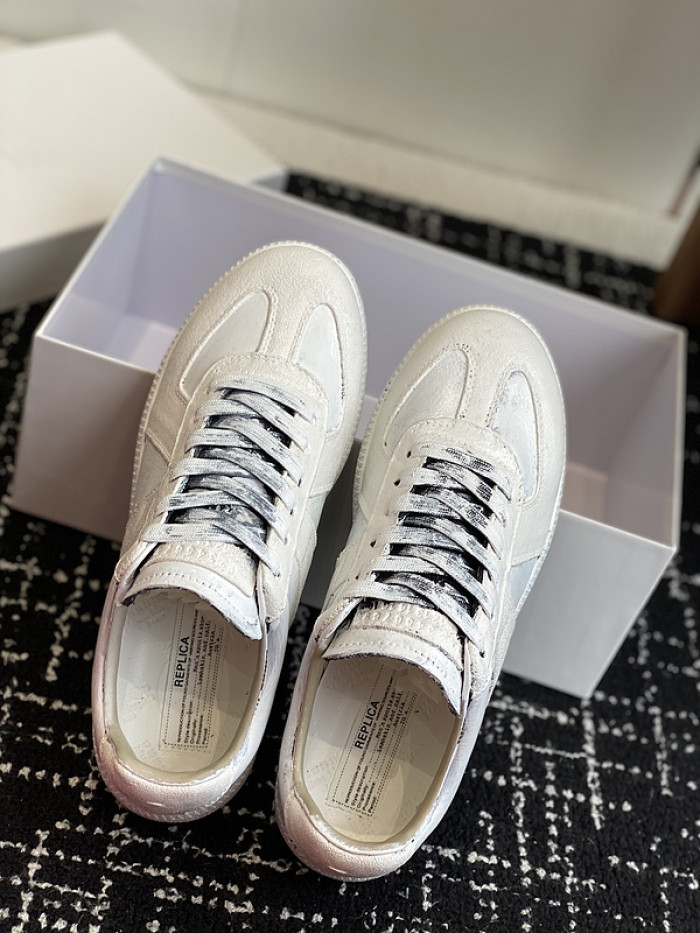 MAISON MARGIELA CALFSKIN S57WS0332