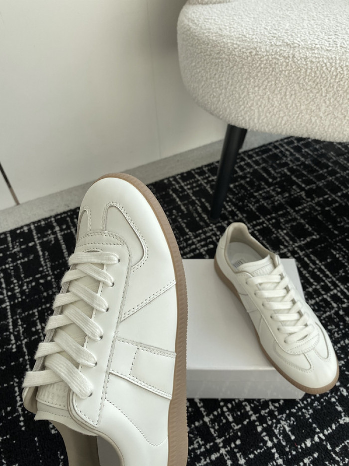 MAISON MARGIELA CALFSKIN S57WS0268