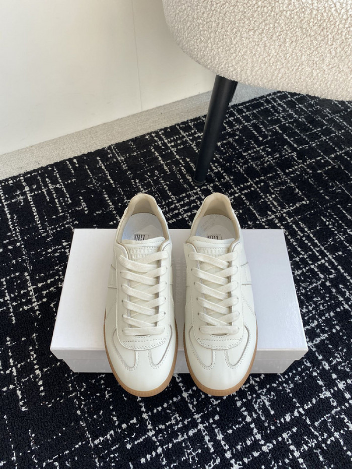 MAISON MARGIELA CALFSKIN S57WS0268