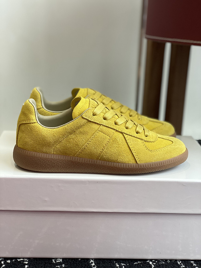 MAISON MARGIELA CALFSKIN S57WS0328