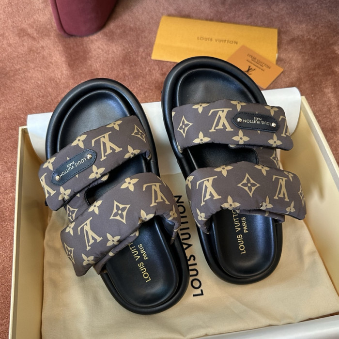 L&V sandal 136
